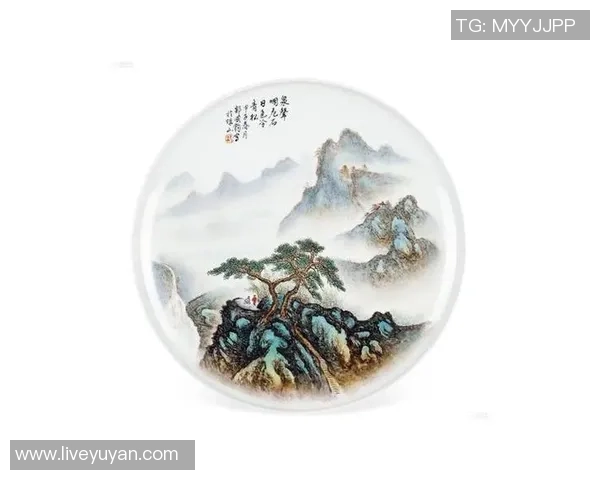 李泓澎的艺术之路：从初学者到当代艺术家的蜕变与成长